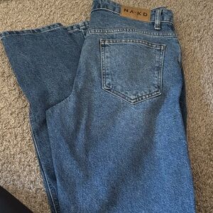 NA-KD jeans